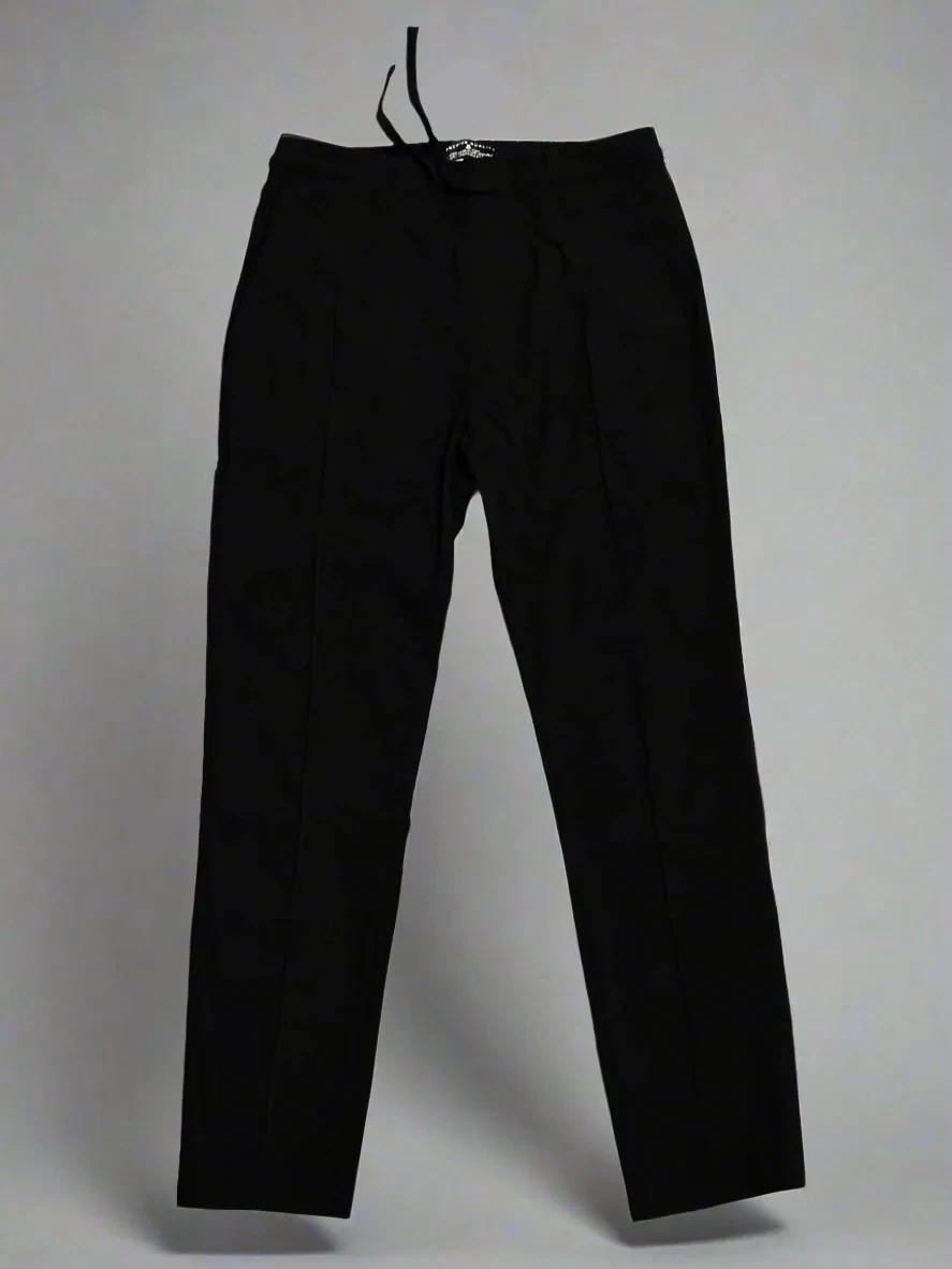 Pantaloni negri wide leg pentru bărbați, vedere frontală a produsului în catalog.