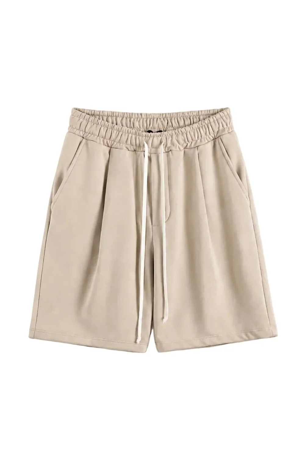 Pantaloni Scurți Bărbați Crem cu Șnur Lung Ajustabil — pantaloni scurți crem cu șiret lung, design casual și confortabil — cadrul 2 din galeria editorială.