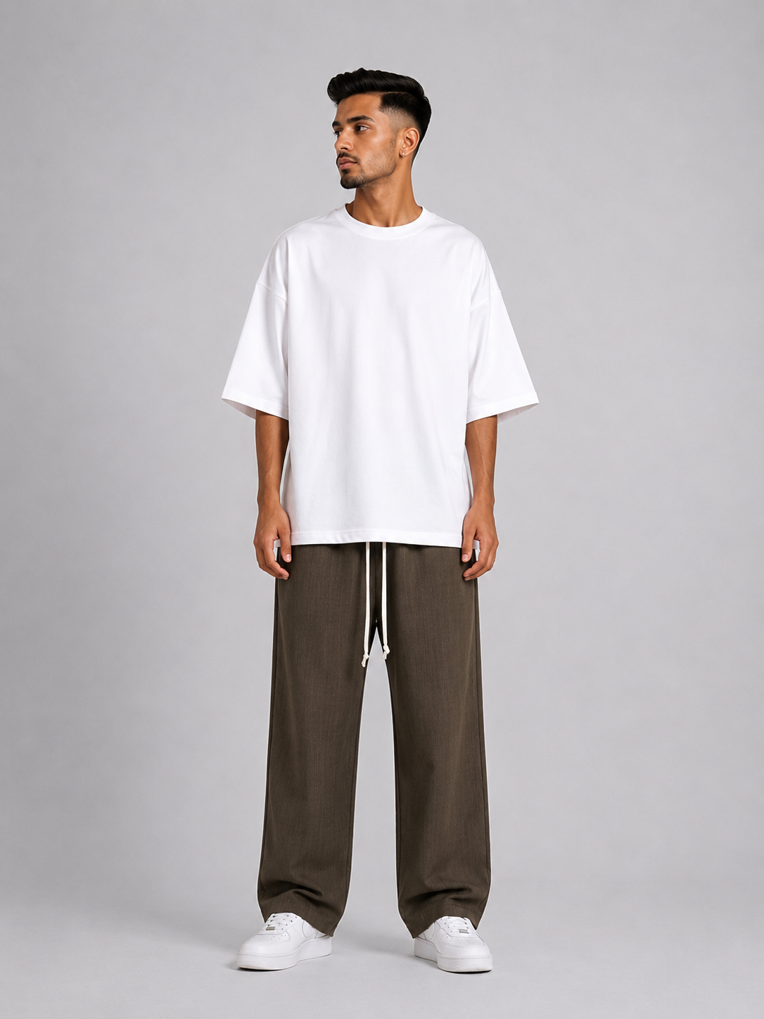 atelier axd barbat pantaloni maro wide leg siret lung Atelier AXD in tinuta moda urbana cu snur lung vizibil