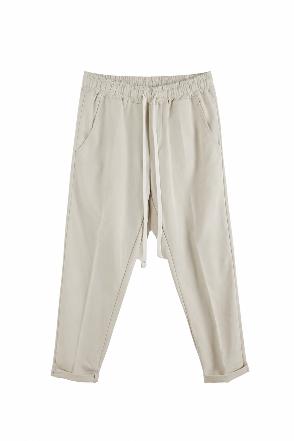 atelier axd pantaloni slim crem snur lung Atelier AXD in tinuta moda urbana cu snur lung vizibil
