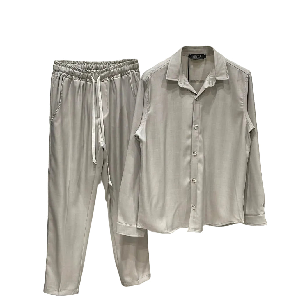 atelier axd set barbati bej camasa pantaloni italia snur lung Atelier AXD in tinuta moda urbana cu snur lung vizibil