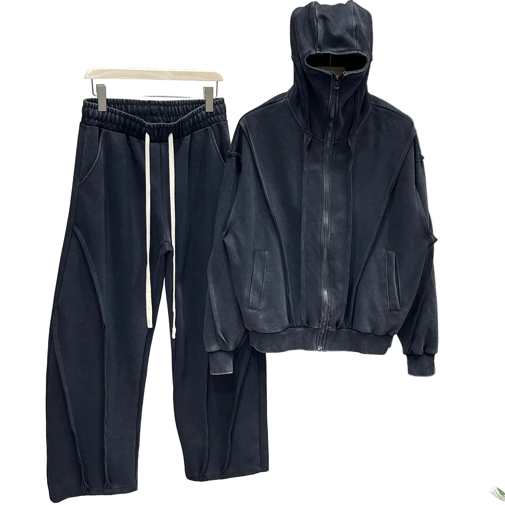atelier axd set barbati negru spalat hanorac cagula pantaloni siret Atelier AXD in tinuta moda urbana cu snur lung vizibil