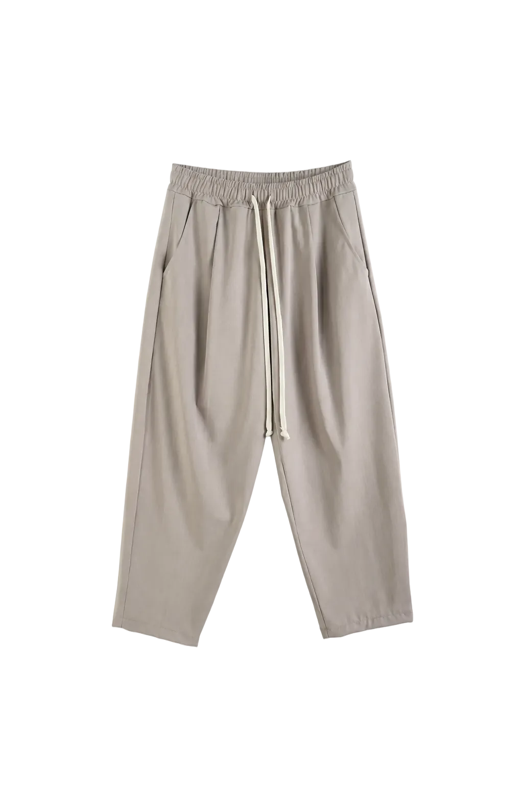 pantaloni barbati bej siret lung buzunar spate pantaloni bej cu siret lung 2 Atelier AXD in tinuta moda urbana cu snur lung vizibil