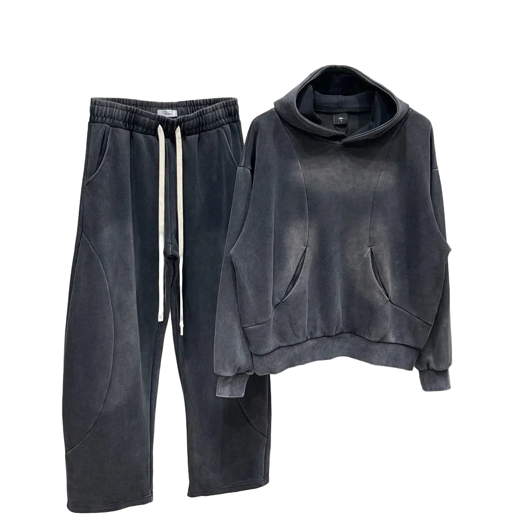 pantaloni cu snur lung atelier axd atelier axd trening barbati bumbac gri inchis spalat Atelier AXD in tinuta moda urbana cu snur lung vizibil