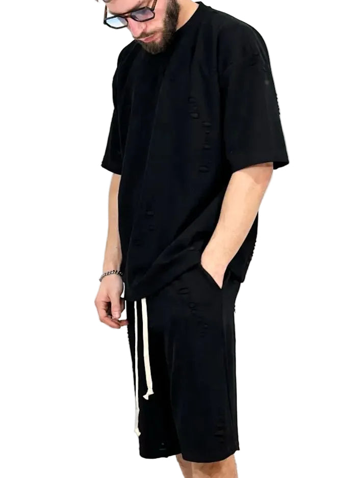 pantaloni cu snur lung sitemap products 1 xml Atelier AXD in tinuta moda urbana cu snur lung vizibil