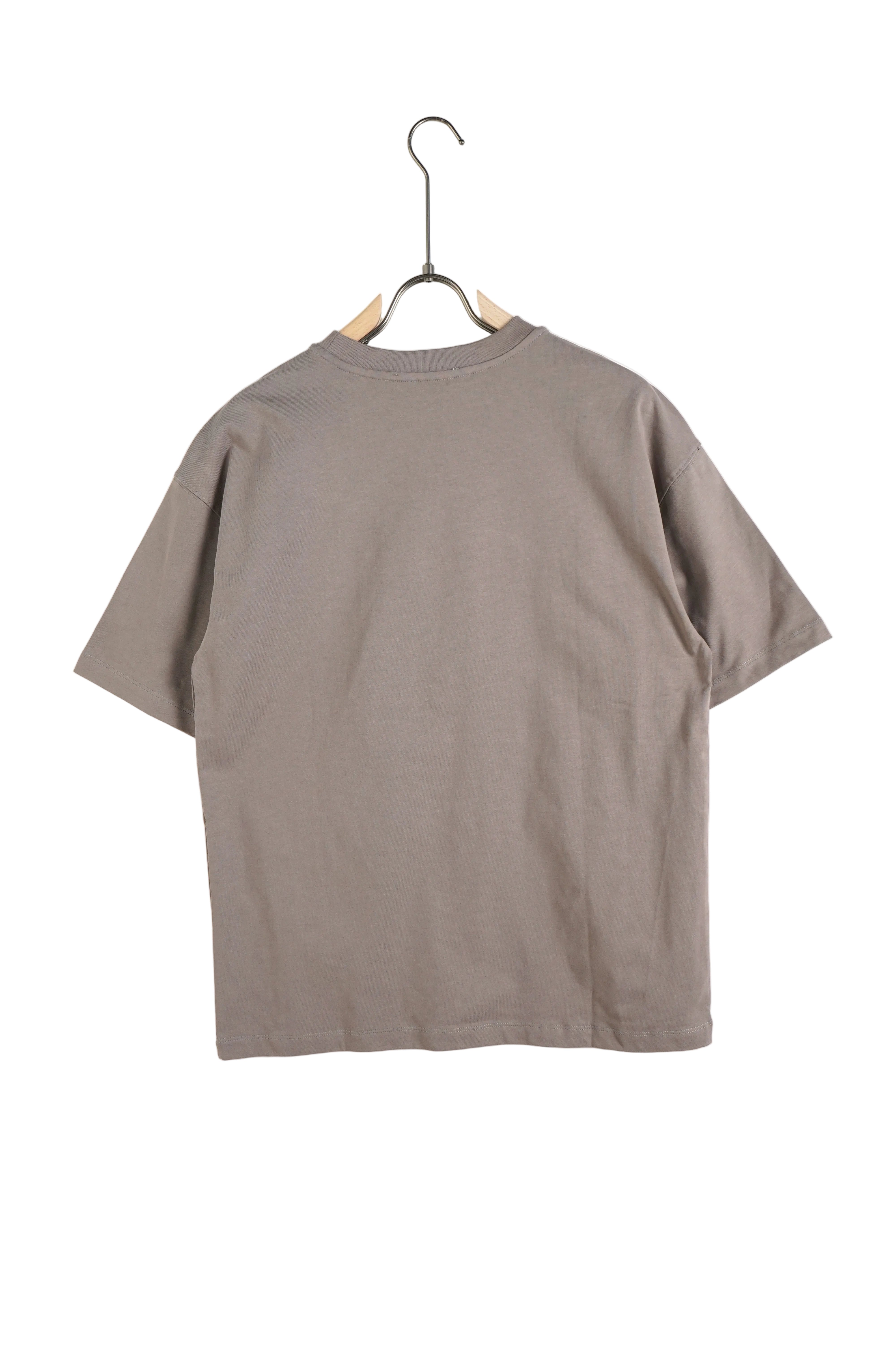 pantaloni cu snur lung tricou unisex khaki tricou barbati femei khaki bumbac o Atelier AXD in tinuta moda urbana cu snur lung vizibil