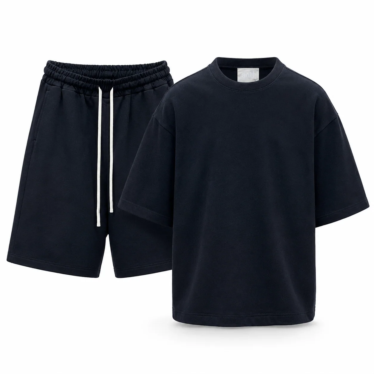 pantaloni cu snur lung purtati de persoana reala pentru Pantaloni cu snur lung daca esti inalt: cum ii porti, detaliu de material si croiala stil Atelier AX