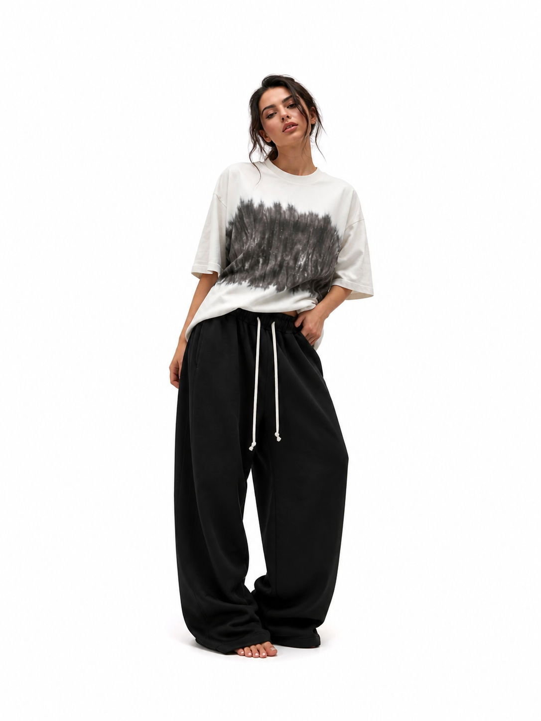 Pantaloni cu snur lung femei in tinuta moda urbana